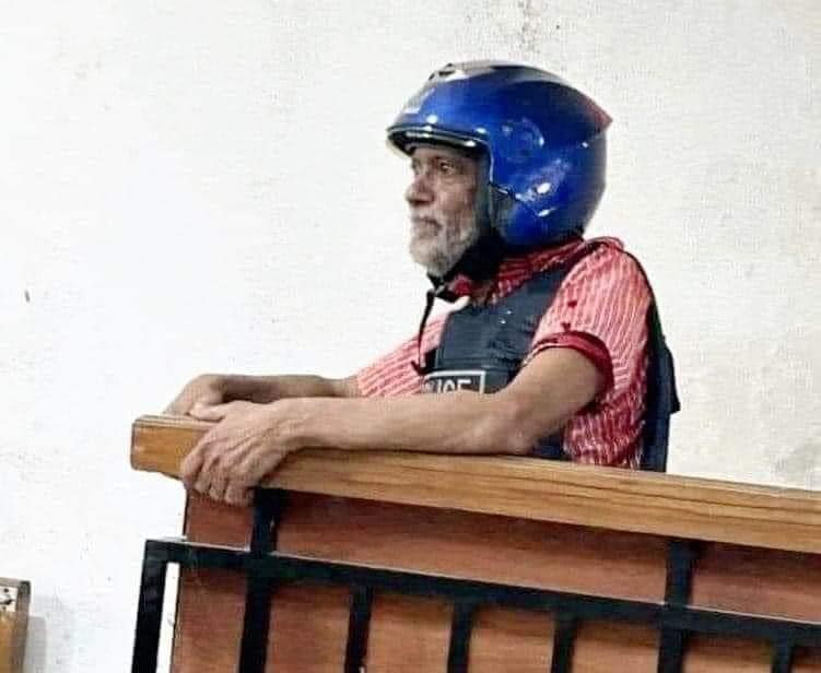 Justice Manik's 'street court'